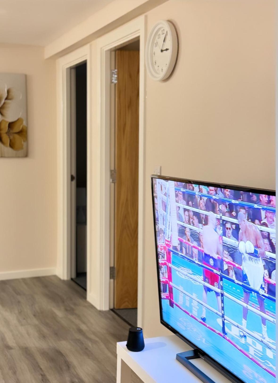 Luxury 2 Bedroom Apartment In Manchester City Centre - Free Parking Eksteriør billede
